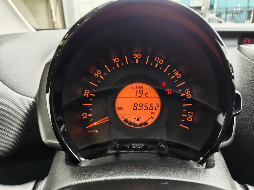 Toyota Aygo 1.0 VVT-i x-fun | Cruise Control | Lichtmetalen velgen | Airco - Image 10