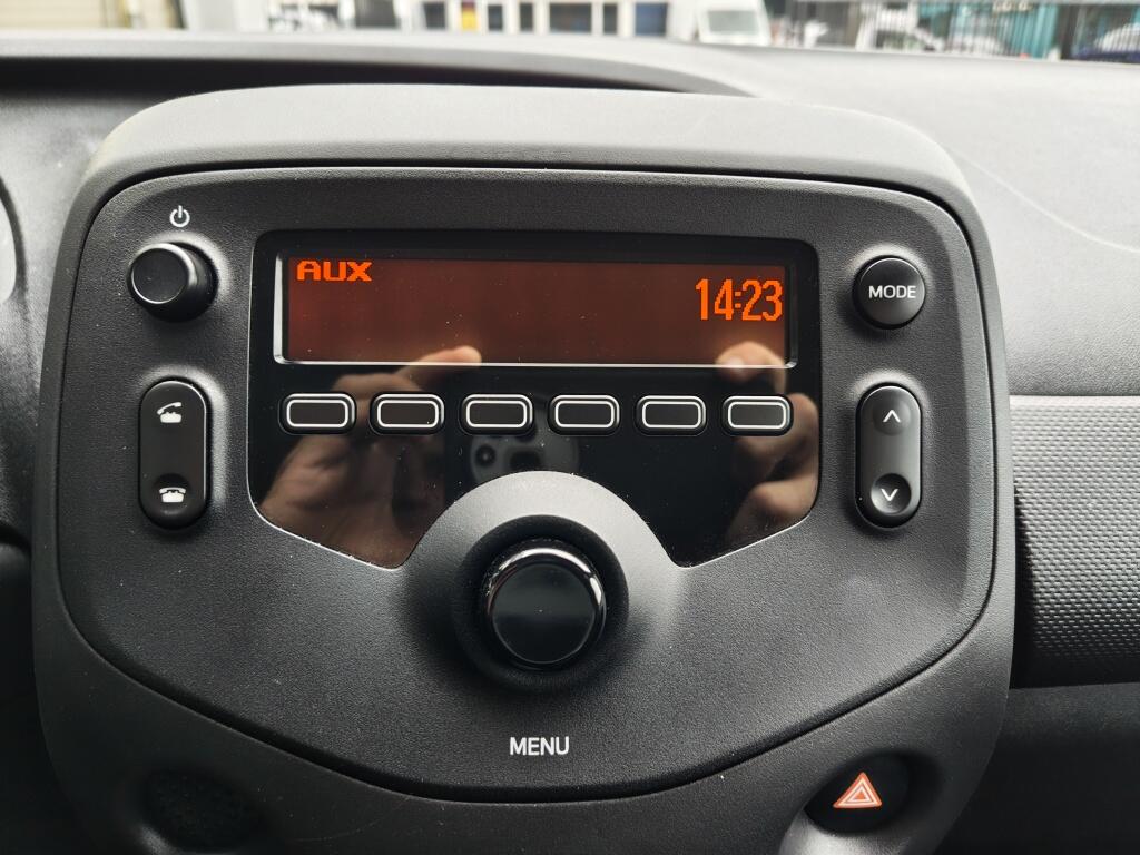 Toyota Aygo 1.0 VVT-i x-fun | Cruise Control | Lichtmetalen velgen | Airco - Image 17