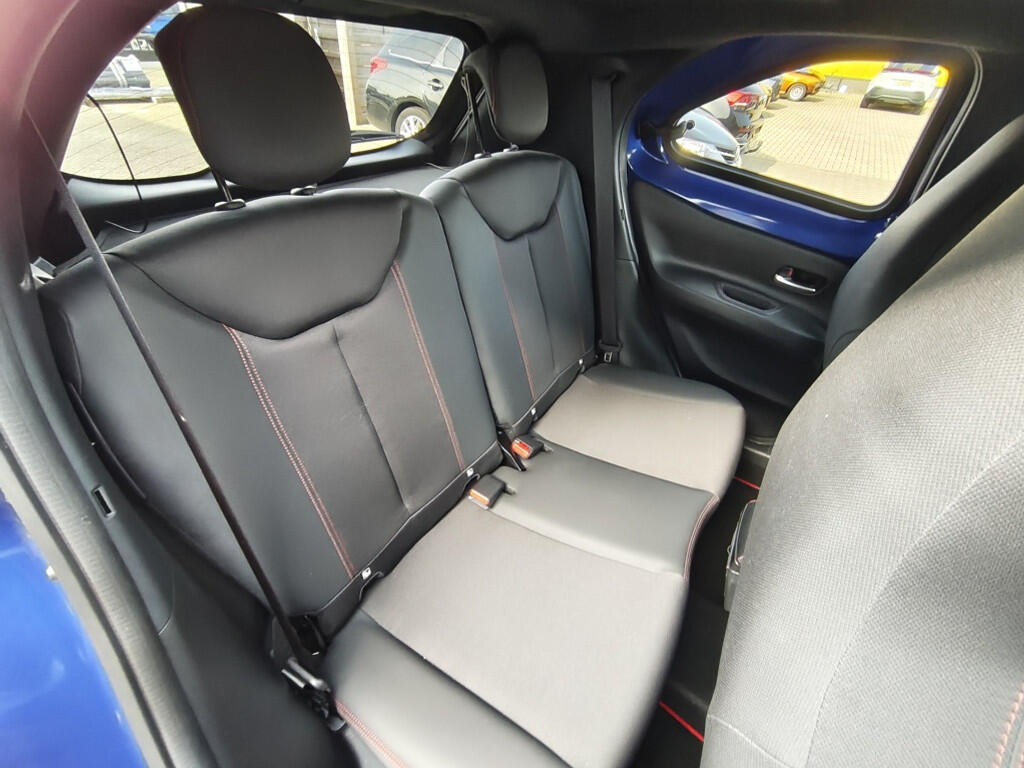 Toyota Aygo X 1.0 VVT-i S-CVT Premium | Elekt. Vouwdak | JBL | Navi | Sensoren - Image 31