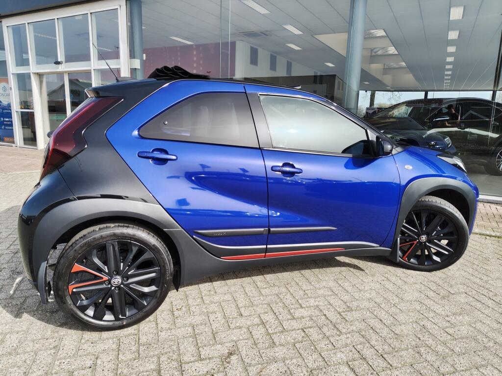 Toyota Aygo X 1.0 VVT-i S-CVT Premium | Elekt. Vouwdak | JBL | Navi | Sensoren - Image 6