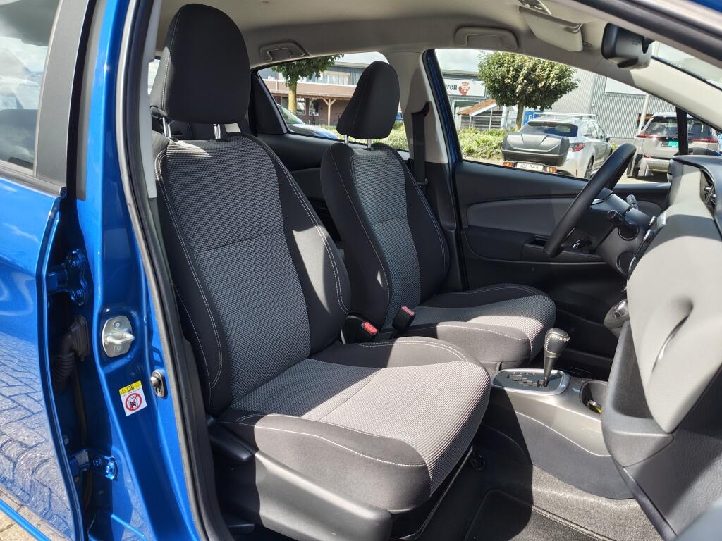 Toyota Yaris 1.5 Full Hybrid Dynamic | Cruise Control | Keyless Entry & Start | Airco - Image 25