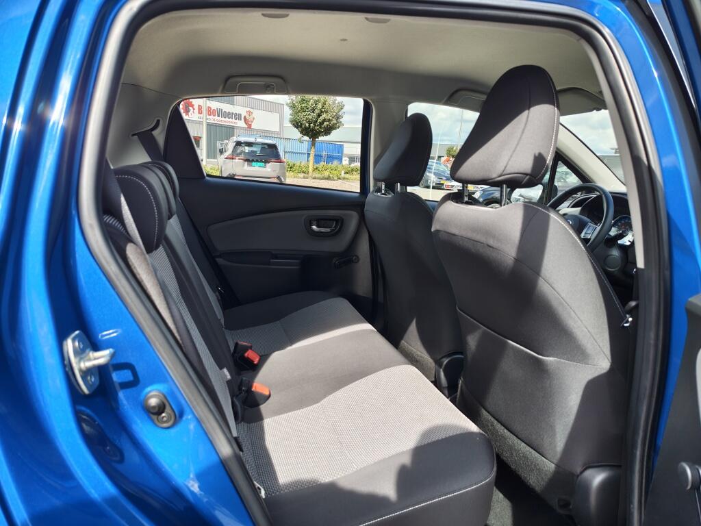 Toyota Yaris 1.5 Full Hybrid Dynamic | Cruise Control | Keyless Entry & Start | Airco - Image 26