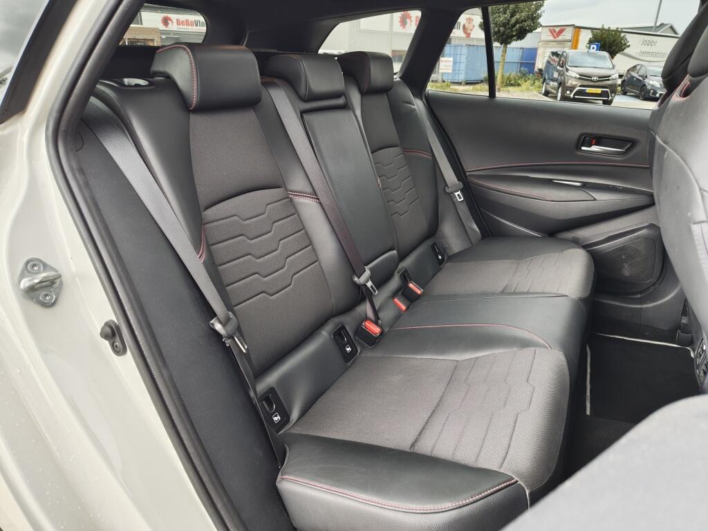 Toyota Corolla Touring Sports 2.0 Hybrid Executive | Schuif-Kanteldak | JBL | Navi | Sensoren v/a - Image 34