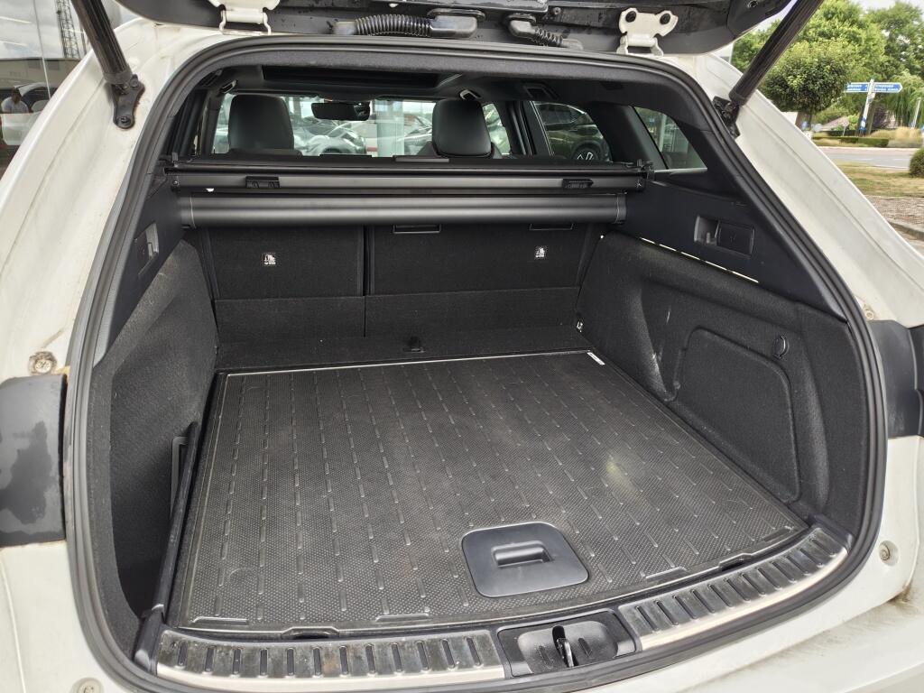 Toyota Corolla Touring Sports 2.0 Hybrid Executive | Schuif-Kanteldak | JBL | Navi | Sensoren v/a - Image 35