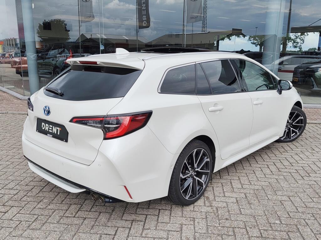 Toyota Corolla Touring Sports 2.0 Hybrid Executive | Schuif-Kanteldak | JBL | Navi | Sensoren v/a - Image 4