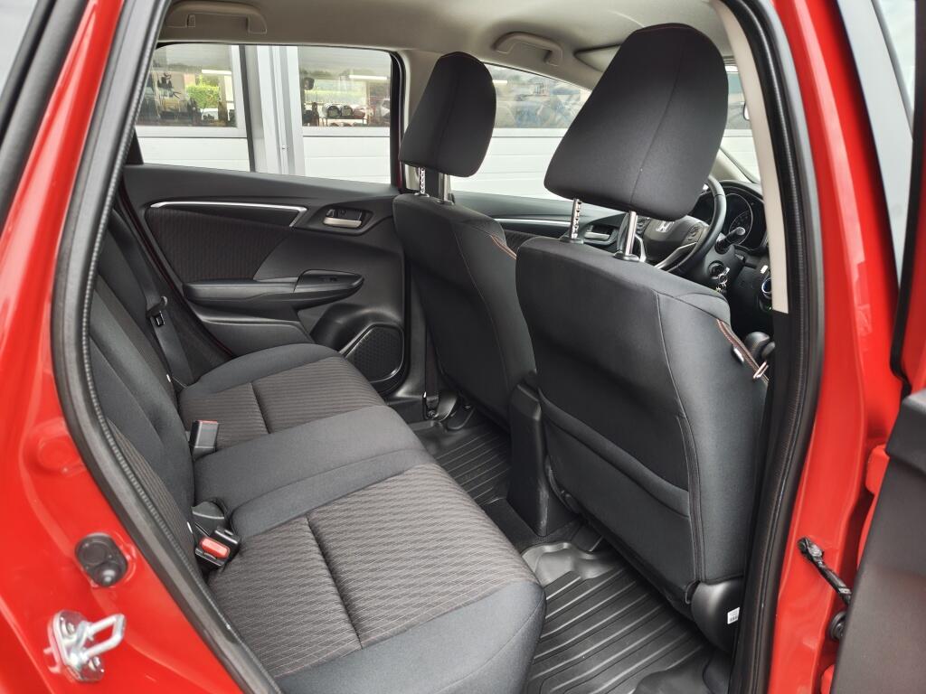 Honda Jazz 1.5 i-VTEC Dynamic | Sensoren v/a | Navi | DAB | Cruise Control - Image 27