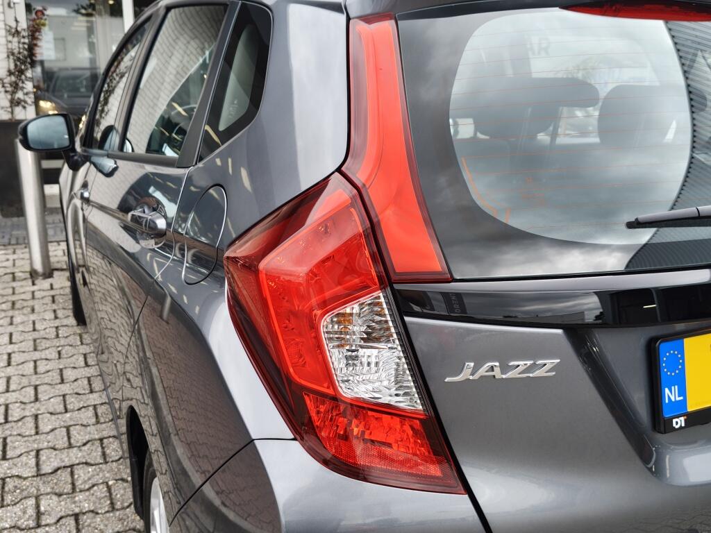 Honda Jazz 1.3 i-VTEC Comfort | Trekhaak | Sensoren v/a | Achteruitrijcamera - Image 36