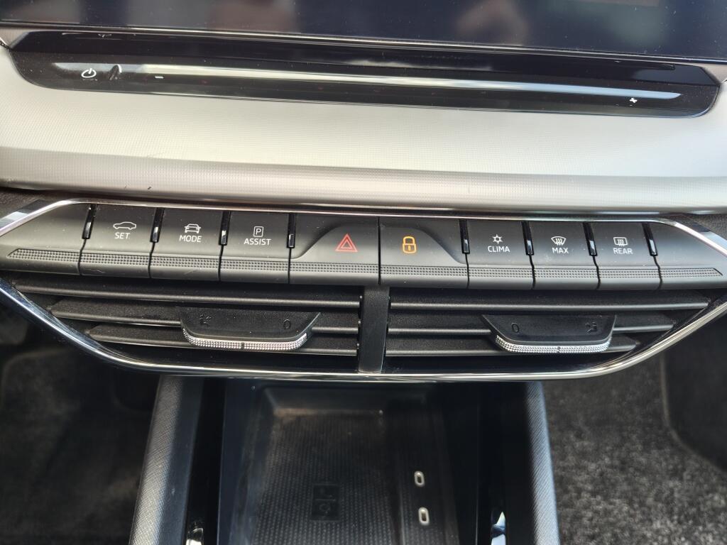 Skoda Octavia Combi 1.0 TSI Business Edition Plus | Schuif-Kanteldak | Trekhaak | Stoelverwarming - Image 25