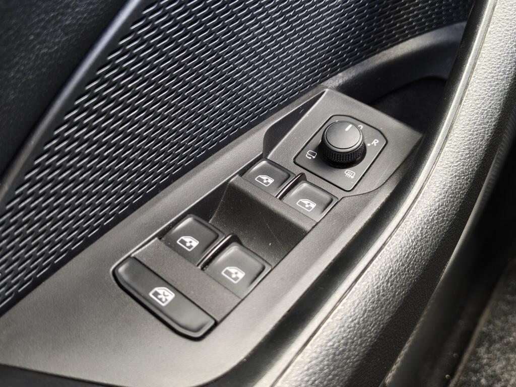 Skoda Octavia Combi 1.0 TSI Business Edition Plus | Schuif-Kanteldak | Trekhaak | Stoelverwarming - Image 29