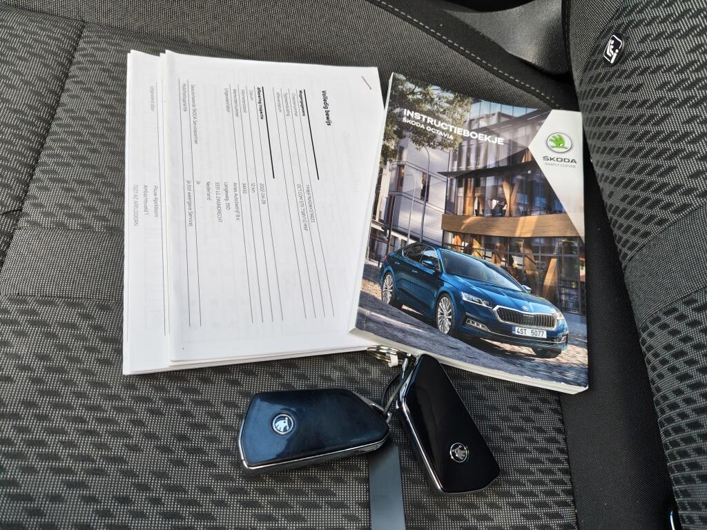 Skoda Octavia Combi 1.0 TSI Business Edition Plus | Schuif-Kanteldak | Trekhaak | Stoelverwarming - Image 48