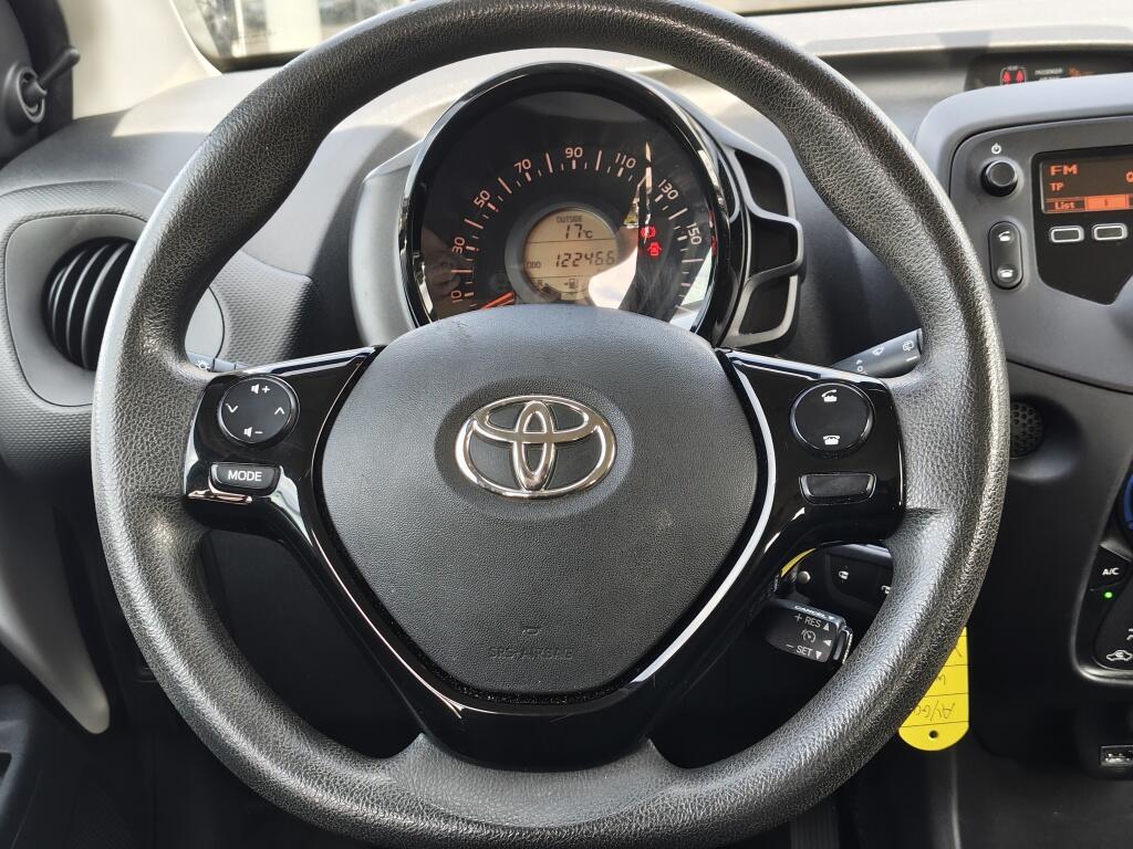 Toyota Aygo 1.0 VVT-i x-fun | NL Auto | Airco | Bluetooth | El. Raambediening | - Image 9