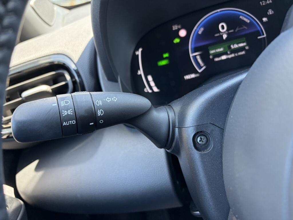 Toyota Yaris Cross 1.5 Hybrid 115 Dynamic | Stoel/Stuurverwarming | Keyless Entry | Android Auto - Image 10