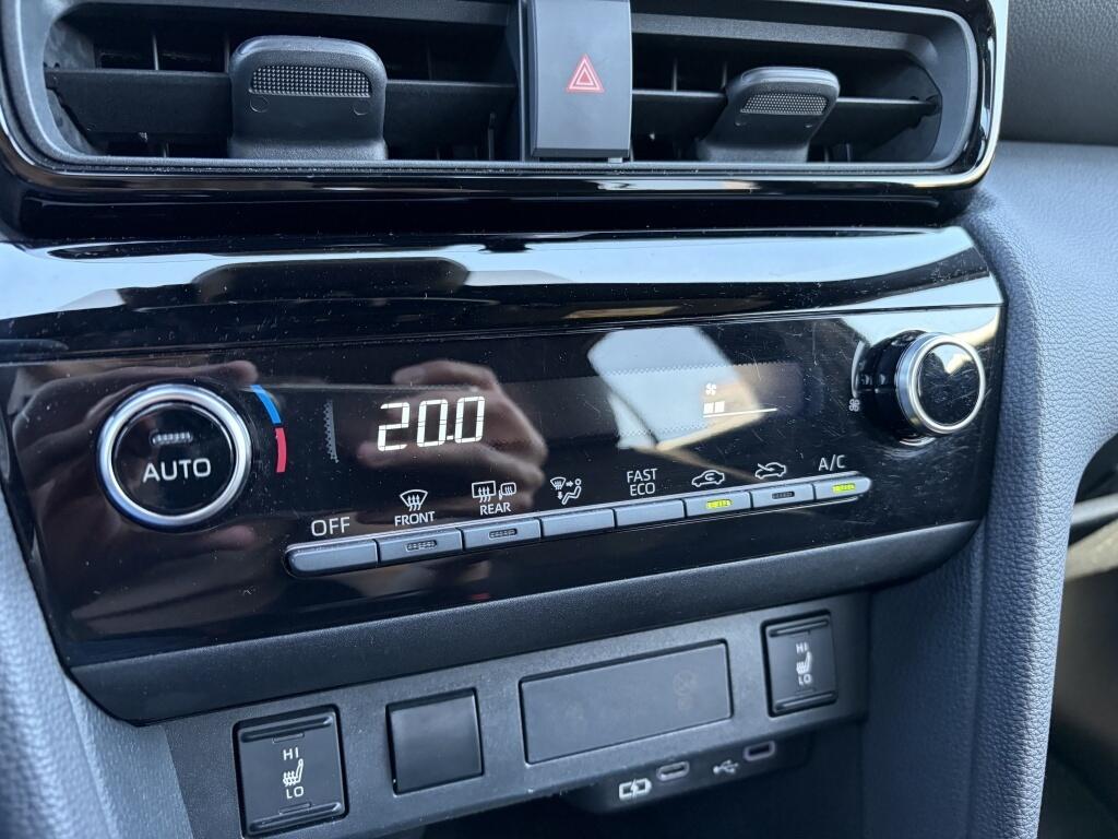 Toyota Yaris Cross 1.5 Hybrid 115 Dynamic | Stoel/Stuurverwarming | Keyless Entry | Android Auto - Image 18