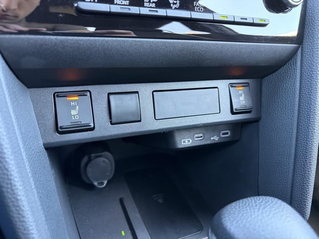 Toyota Yaris Cross 1.5 Hybrid 115 Dynamic | Stoel/Stuurverwarming | Keyless Entry | Android Auto - Image 19