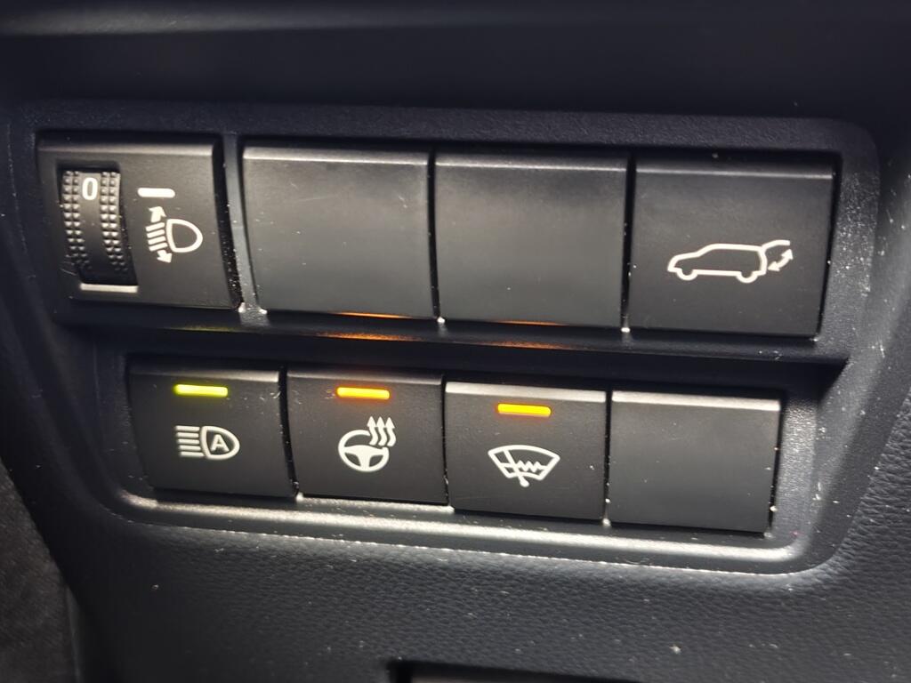 Toyota Yaris Cross 1.5 Hybrid Dynamic | El. Achterklep | HUD | Stoel-Stuurverwarming - Image 25