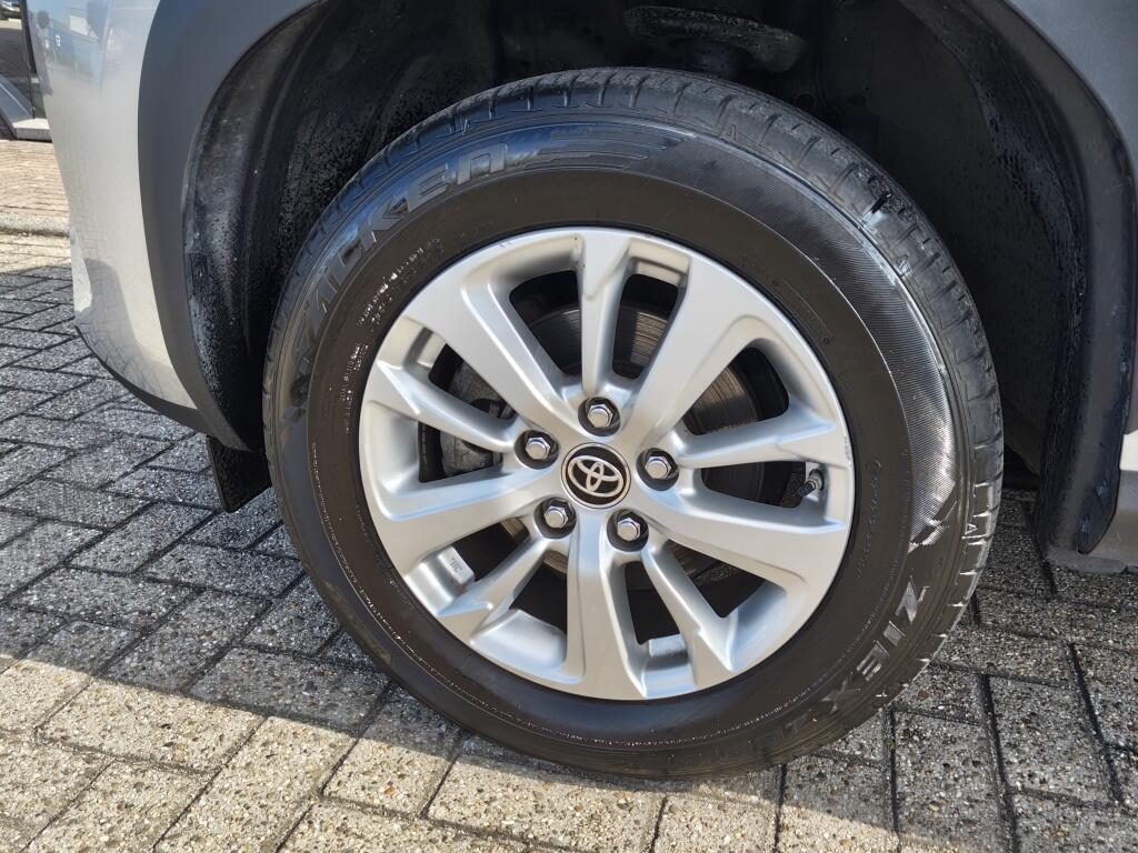 Toyota Yaris Cross 1.5 Hybrid Dynamic | El. Achterklep | HUD | Stoel-Stuurverwarming - Image 41