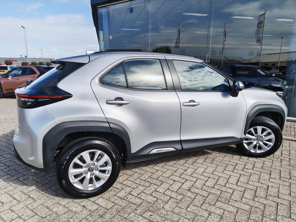 Toyota Yaris Cross 1.5 Hybrid Dynamic | El. Achterklep | HUD | Stoel-Stuurverwarming - Image 5