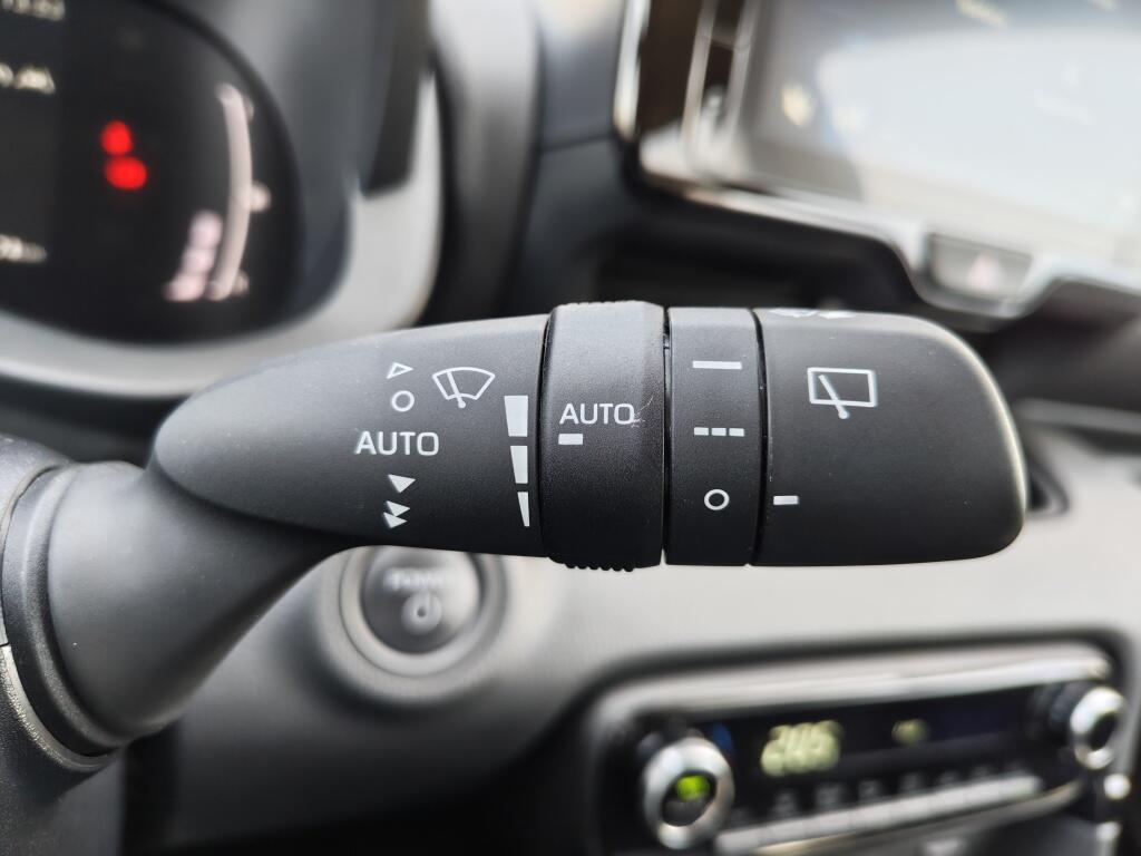 Toyota Yaris 1.5 Hybrid 115 Dynamic | Sensoren v/a | Stuur & Stoelverwarming - Image 12