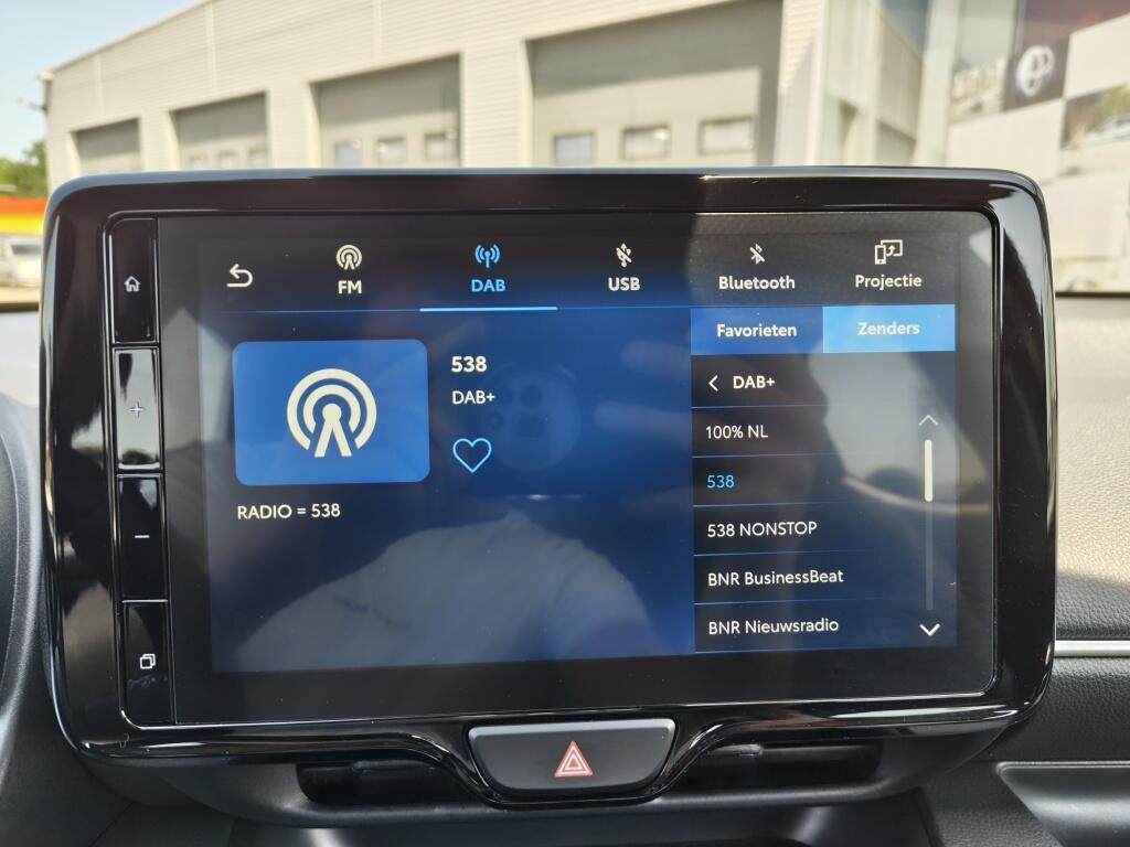 Toyota Yaris 1.5 Hybrid 115 Dynamic | Sensoren v/a | Stuur & Stoelverwarming - Image 16