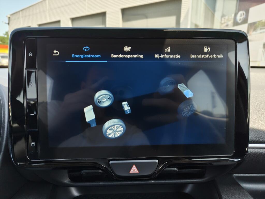 Toyota Yaris 1.5 Hybrid 115 Dynamic | Sensoren v/a | Stuur & Stoelverwarming - Image 17