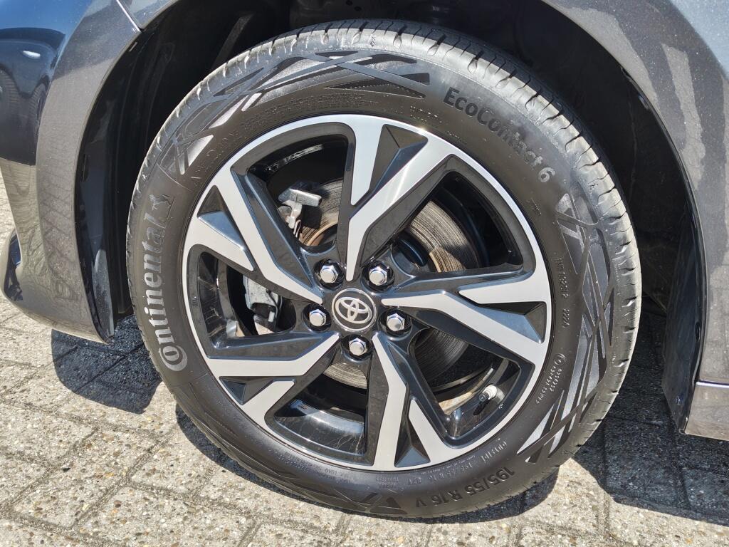 Toyota Yaris 1.5 Hybrid 115 Dynamic | Sensoren v/a | Stuur & Stoelverwarming - Image 39