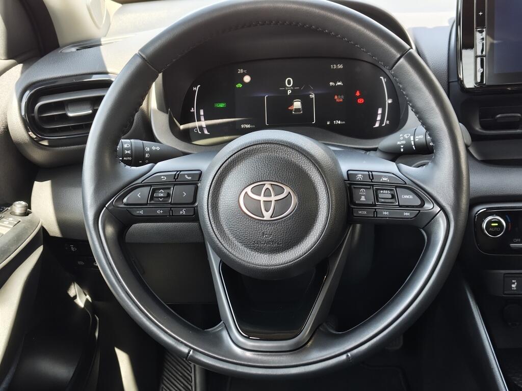 Toyota Yaris 1.5 Hybrid 115 Dynamic | Sensoren v/a | Stuur & Stoelverwarming - Image 9