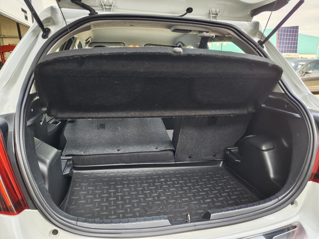 Toyota Yaris 1.5 Hybrid Lease | Navi | Cruise Control | Keyless Start | - Image 30