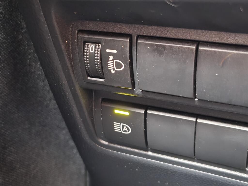 Toyota Yaris 1.5 Hybrid Dynamic | Navi | Keyless Entry/Start | Android Auto - Image 21