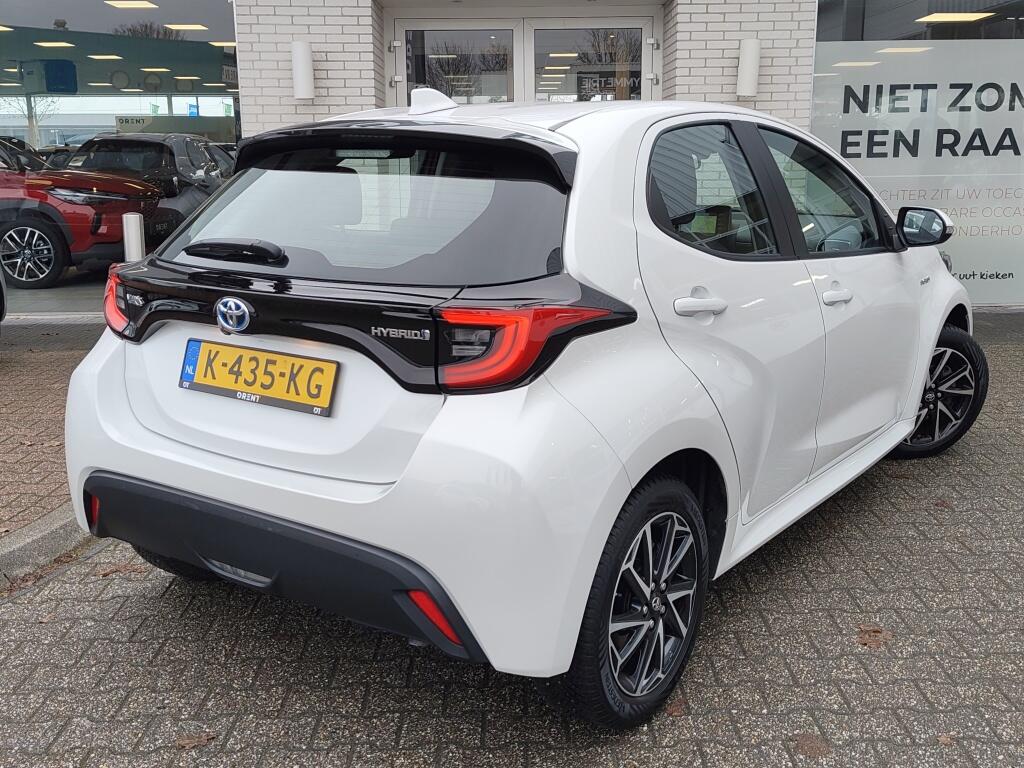 Toyota Yaris 1.5 Hybrid Dynamic | Navi | Keyless Entry/Start | Android Auto - Image 3