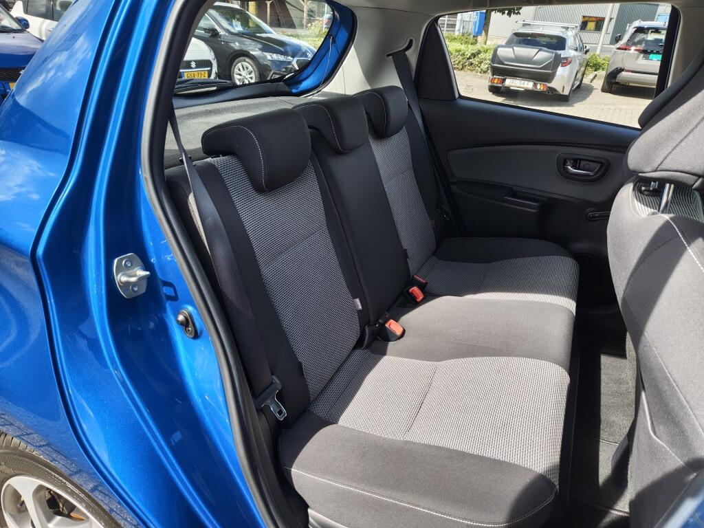 Toyota Yaris 1.5 Full Hybrid Dynamic | Cruise Control | Keyless Entry & Start | Airco - Image 27