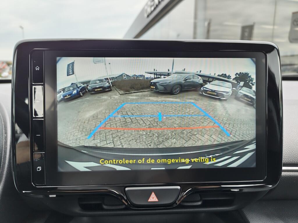 Toyota Yaris Cross 1.5 Hybrid 115 Active plus | Sensoren v/a | Draadloze Telefoonlader | Android Auto - Image 17