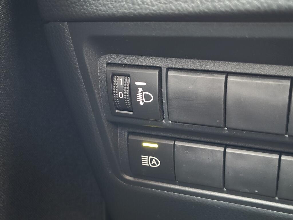 Toyota Yaris Cross 1.5 Hybrid 115 Active plus | Sensoren v/a | Draadloze Telefoonlader | Android Auto - Image 23