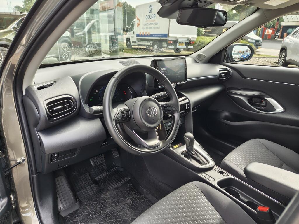 Toyota Yaris Cross 1.5 Hybrid 115 Active plus | Sensoren v/a | Draadloze Telefoonlader | Android Auto - Image 25