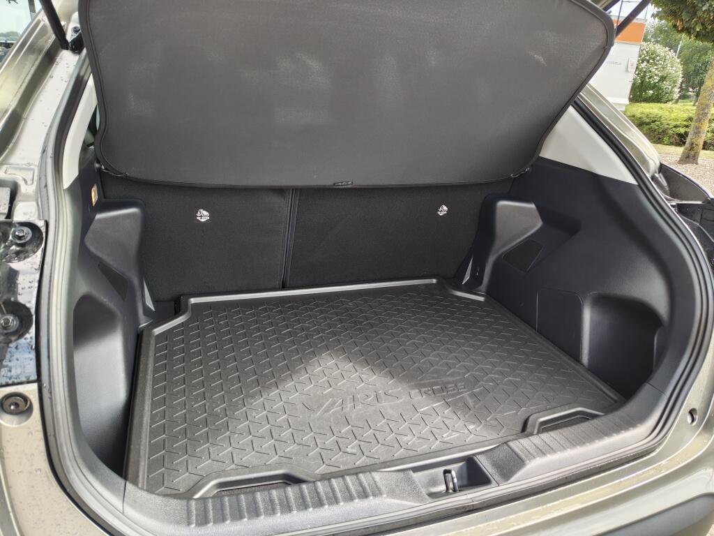 Toyota Yaris Cross 1.5 Hybrid 115 Active plus | Sensoren v/a | Draadloze Telefoonlader | Android Auto - Image 31