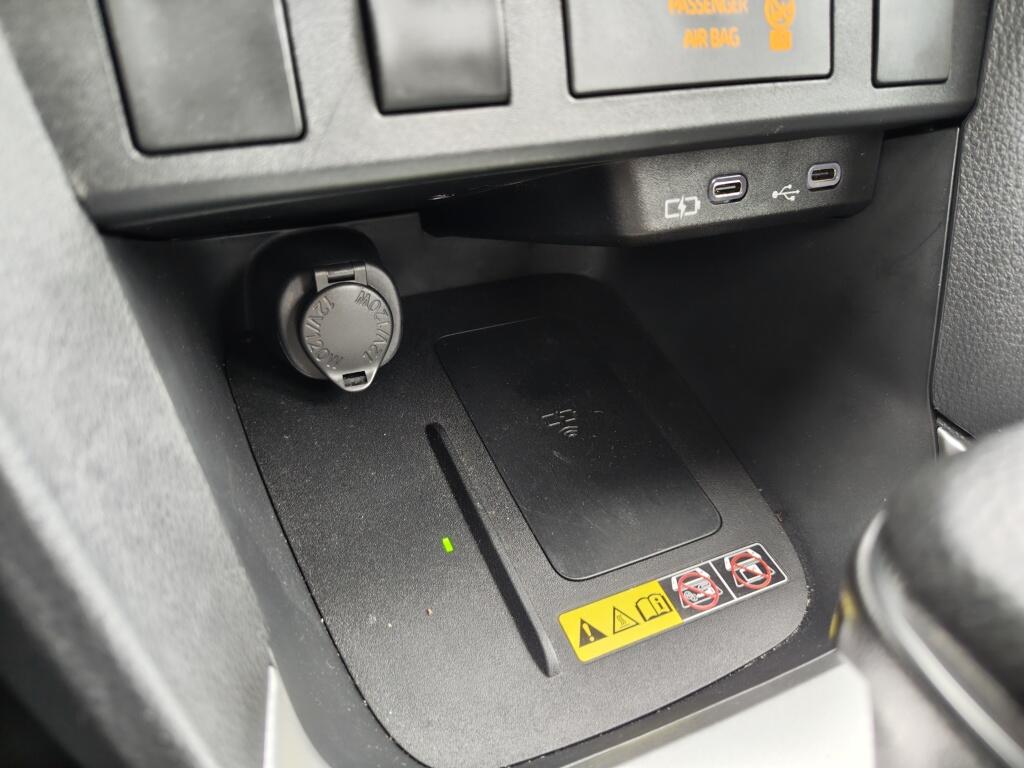 Toyota Yaris Cross 1.5 Hybrid 115 Active plus | Sensoren v/a | Draadloze Telefoonlader | Android Auto - Image 19