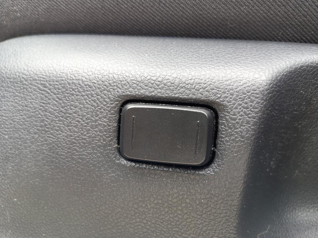 Toyota Yaris Cross 1.5 Hybrid 115 Active plus | Sensoren v/a | Draadloze Telefoonlader | Android Auto - Image 27