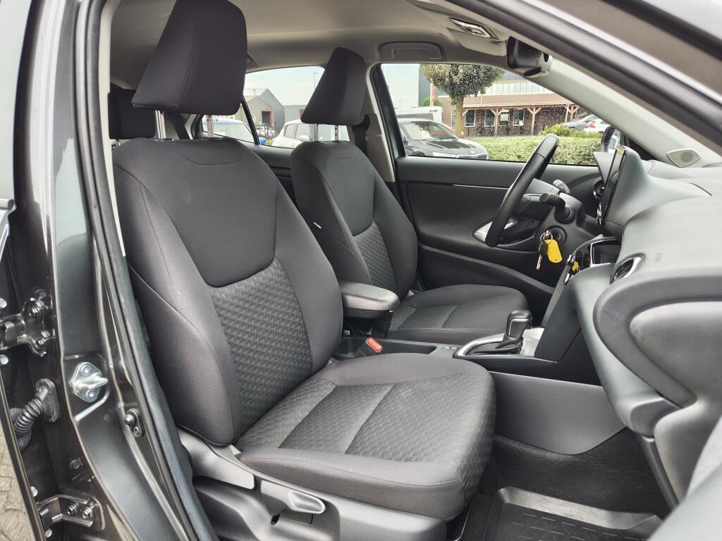 Toyota Yaris Cross 1.5 Hybrid 115 Active plus | Sensoren v/a | Draadloze Telefoonlader | Android Auto - Image 28