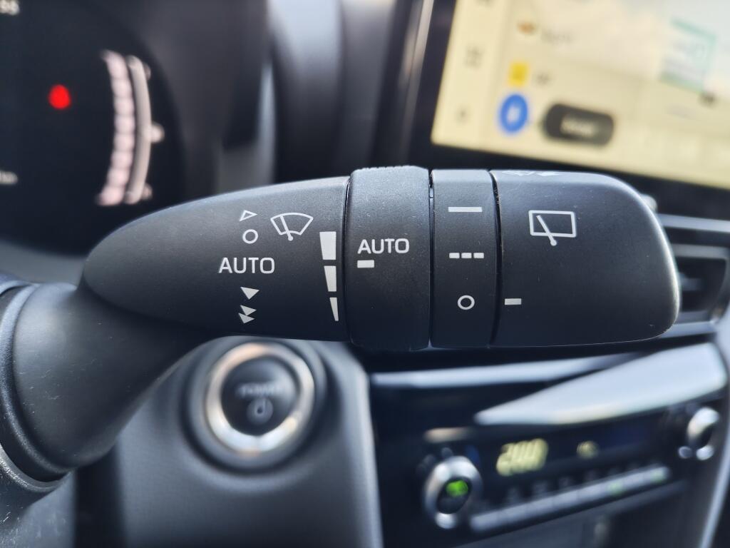 Toyota Yaris Cross 1.5 Hybrid 115 Dynamic | All-Season | Comfort Pack | Sensoren v/a | Android Auto - Image 12