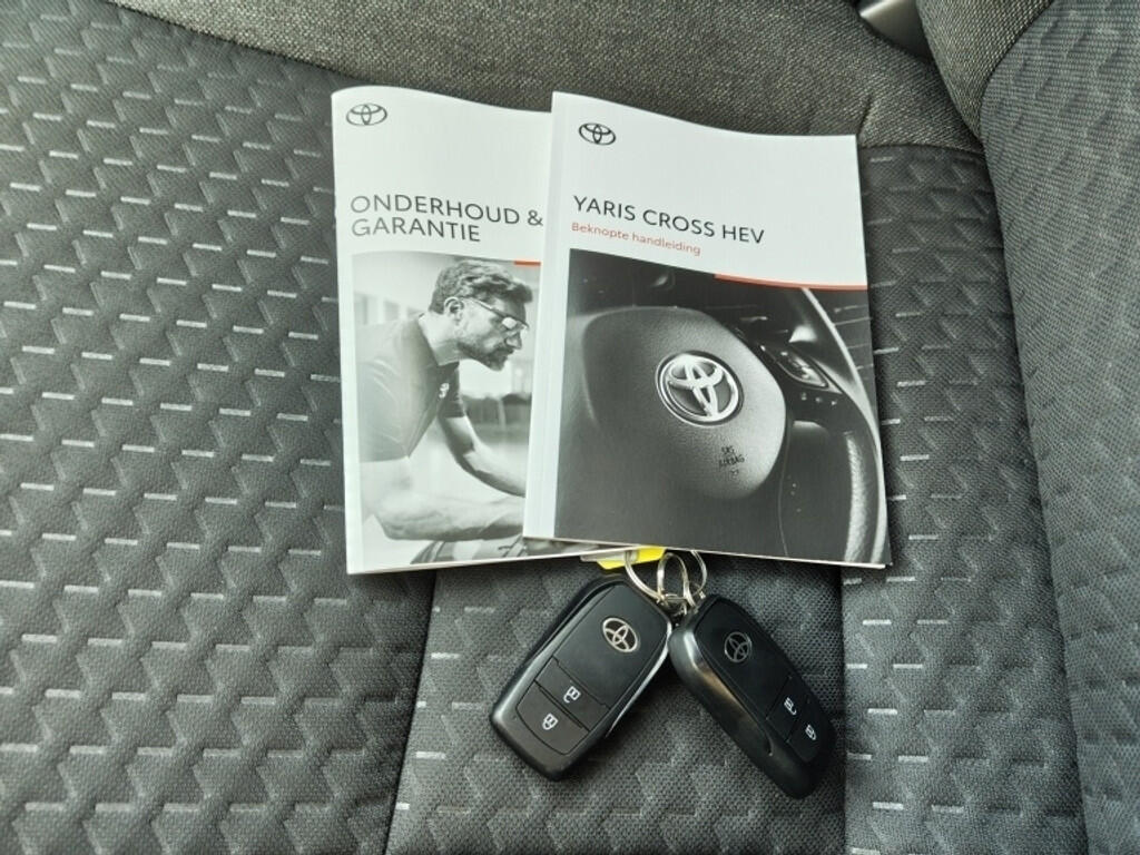Toyota Yaris Cross 1.5 Hybrid 115 Dynamic | All-Season | Comfort Pack | Sensoren v/a | Android Auto - Image 41