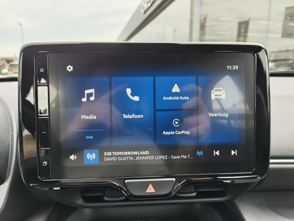 Toyota Yaris Cross 1.5 Hybrid 115 Active plus | Sensoren v/a | Draadloze Telefoonlader | Android Auto - Image 15
