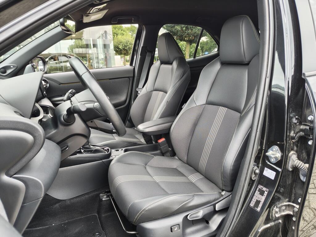 Toyota Yaris Cross 1.5 Hybrid Adventure | JBL | Head Up Display | Navi | Sensoren v/a - Image 32