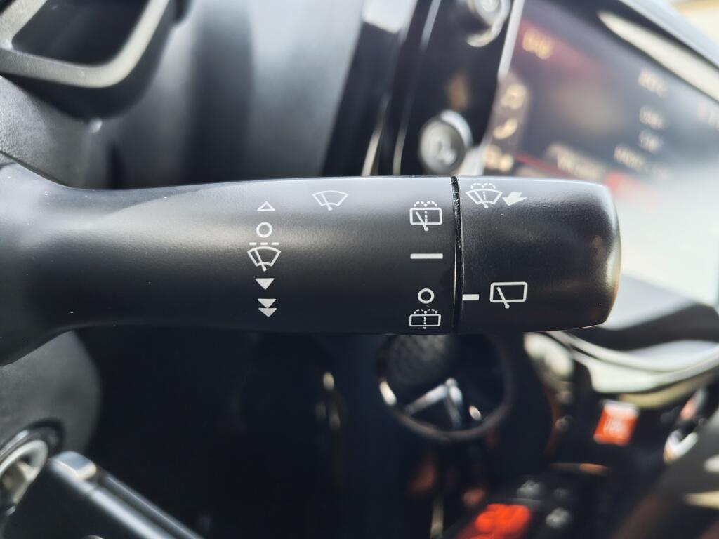 Toyota Aygo 1.0 VVT-i JBL | Android Auto, Apple Carplay | El. Climate |  Achteruitrijcamera - Image 12