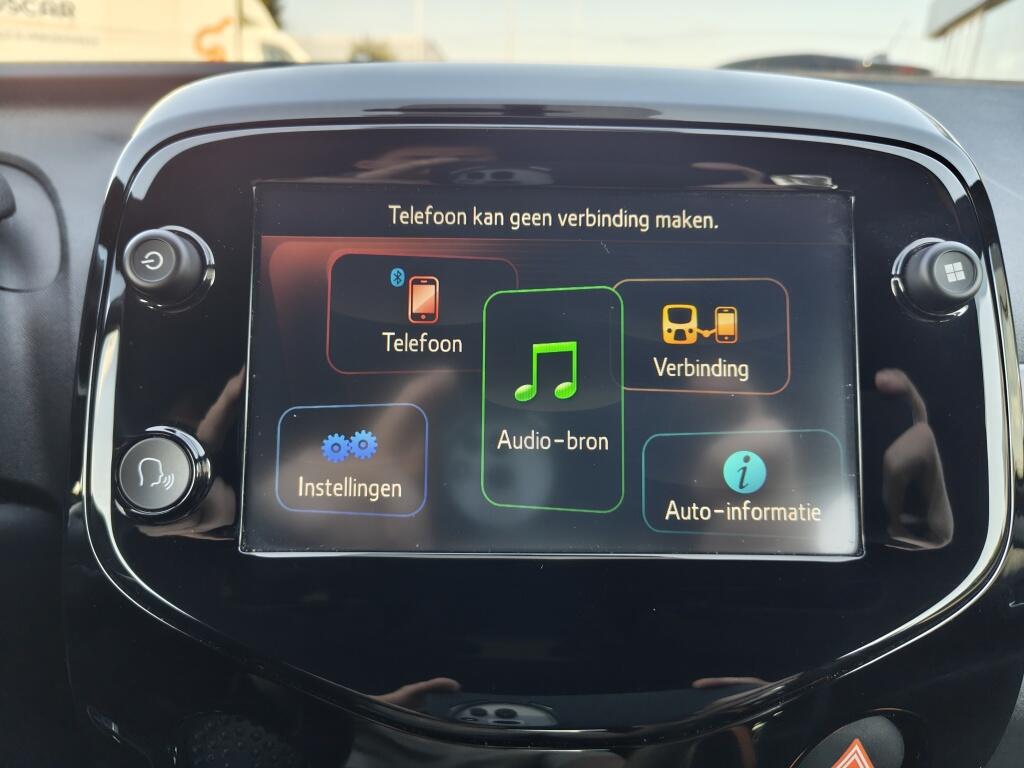 Toyota Aygo 1.0 VVT-i JBL | Android Auto, Apple Carplay | El. Climate |  Achteruitrijcamera - Image 14
