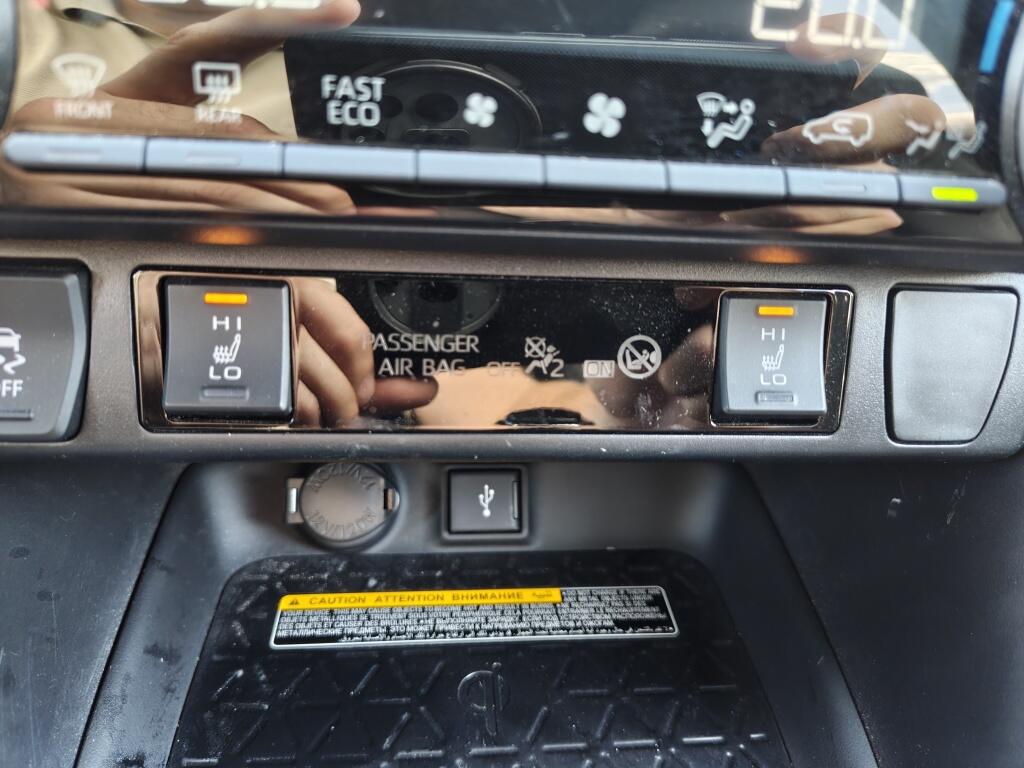 Toyota RAV4 2.5 Plug-In Hybrid Style | Trekhaak | JBL | 360 Camera | Sensoren v/a - Image 22