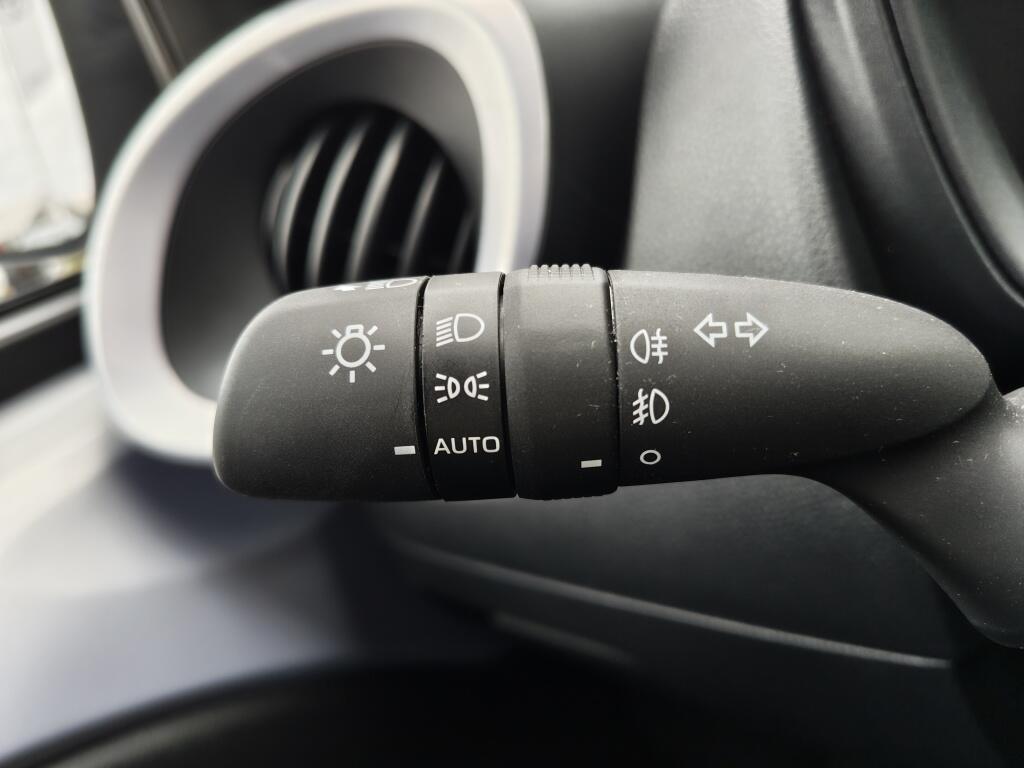 Toyota Aygo X 1.0 VVT-i S-CVT JBL | Stoelverwarming | Sensoren v/a | Android Auto - Image 12