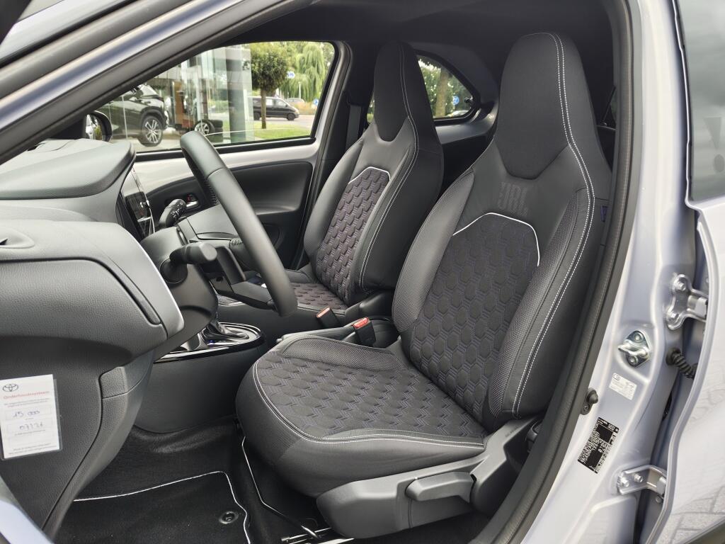 Toyota Aygo X 1.0 VVT-i S-CVT JBL | Stoelverwarming | Sensoren v/a | Android Auto - Image 26