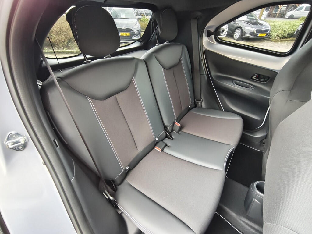 Toyota Aygo X 1.0 VVT-i S-CVT JBL | Stoelverwarming | Sensoren v/a | Android Auto - Image 30