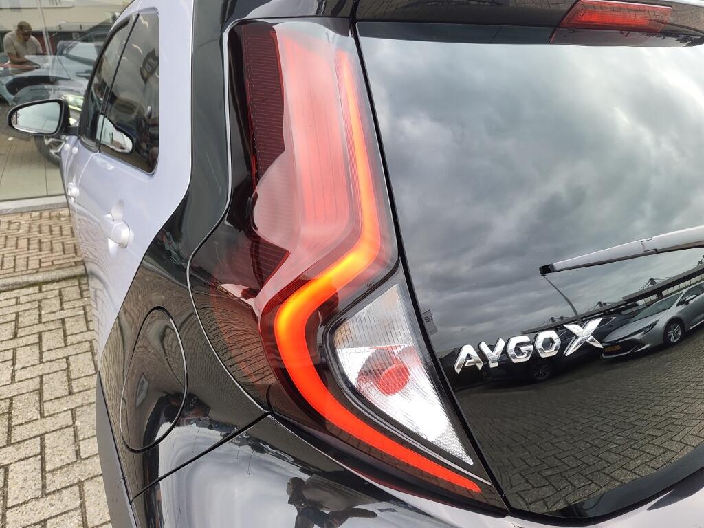 Toyota Aygo X 1.0 VVT-i S-CVT JBL | Stoelverwarming | Sensoren v/a | Android Auto - Image 34
