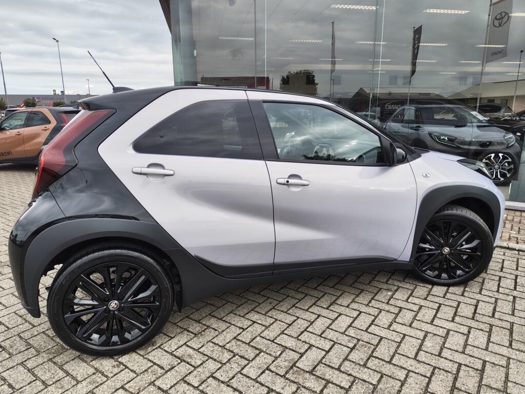 Toyota Aygo X 1.0 VVT-i S-CVT JBL | Stoelverwarming | Sensoren v/a | Android Auto - Image 5