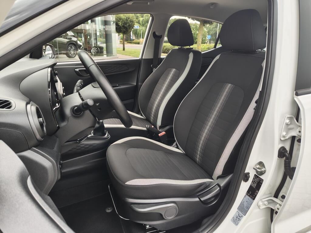 Hyundai i10 1.0 Comfort | Trekhaak Afn. | Sensoren v/a | Stoel- Stuurverwarming - Image 27